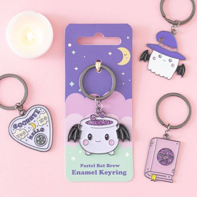 Hovedbilde Pastel Goth kawaii-gryte nøkkelring